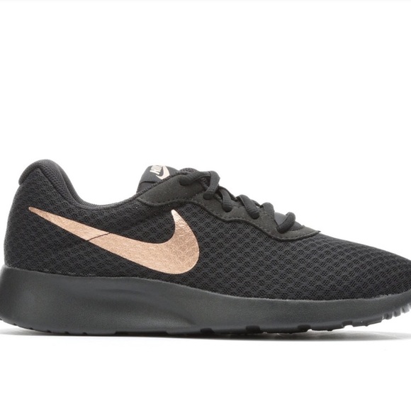 nike tanjun black rose gold